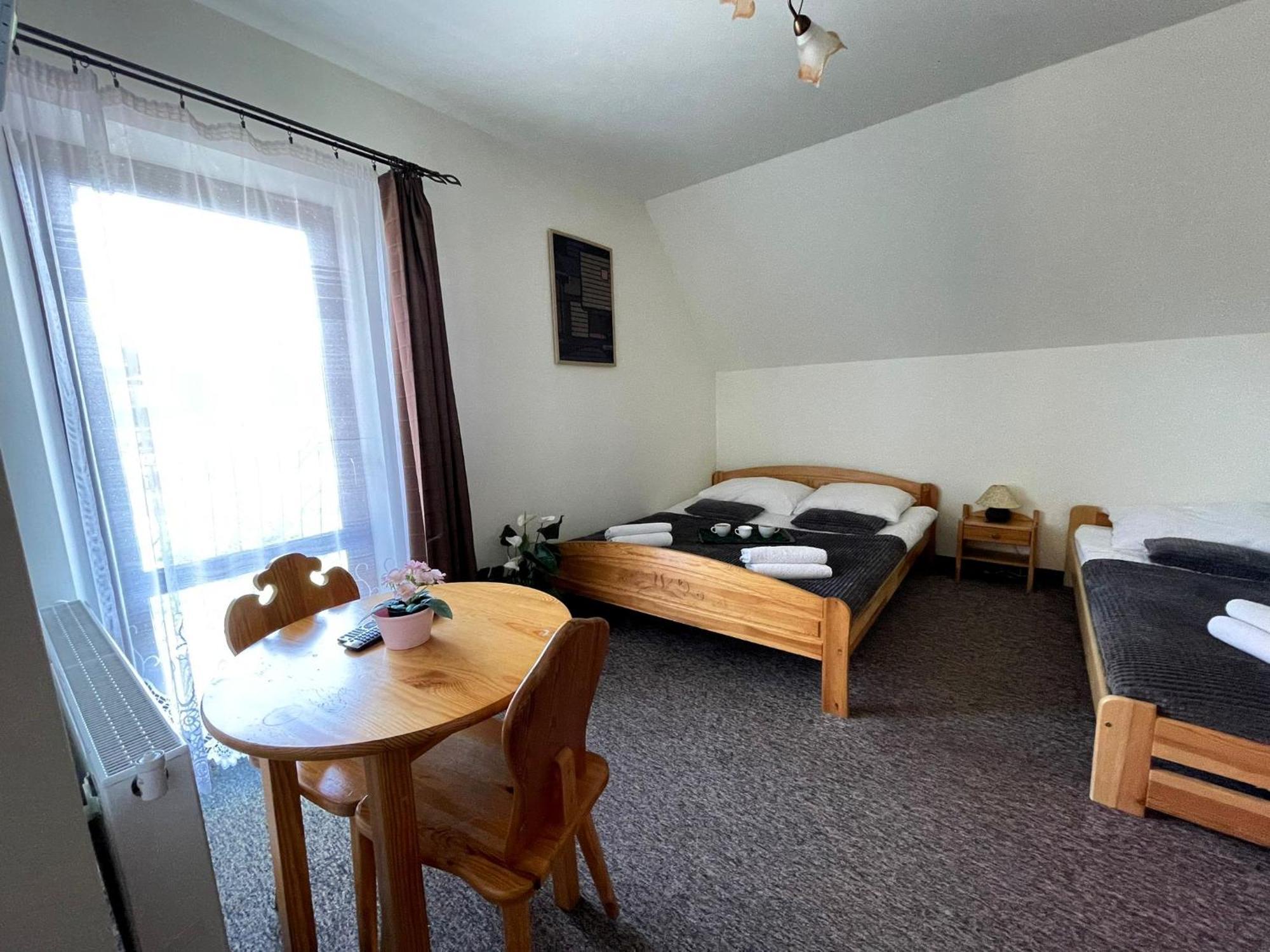 Hotel Skalny Brzeg à Czarna Góra Extérieur photo